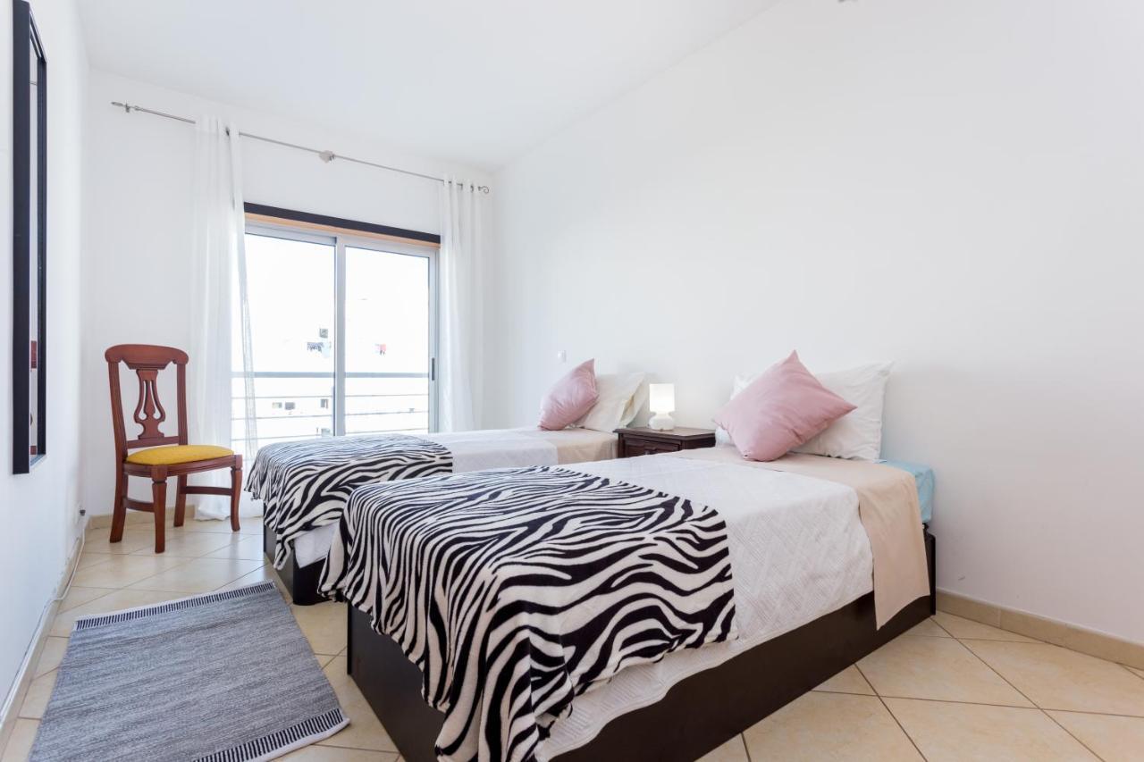 Ouranascente Apartment อัลบูเฟรา ภายนอก รูปภาพ